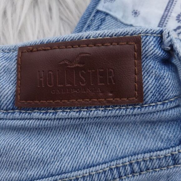 Hollister Sz 1R Ultra High Rise Mom Jean Vintage Stretch Patch Distressed Jeans - Picture 12 of 14